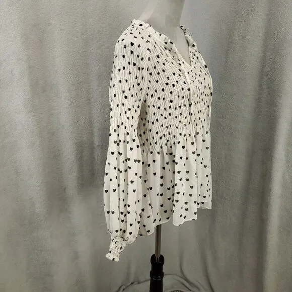Rose & Olive Blouse Womens Large Little Ditsy Hearts Allover White Smocking - Picture 11 of 12